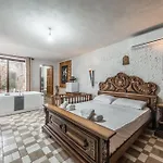 Holiday home Kanuni Authentic Albanian House By Pikhost