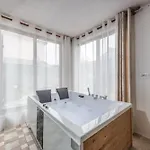 Holiday home Kanuni Authentic Albanian House By Pikhost *