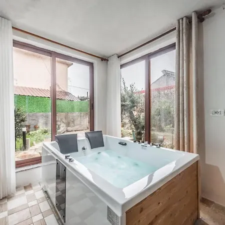 Kanuni Authentic Albanian House By Pikhost *