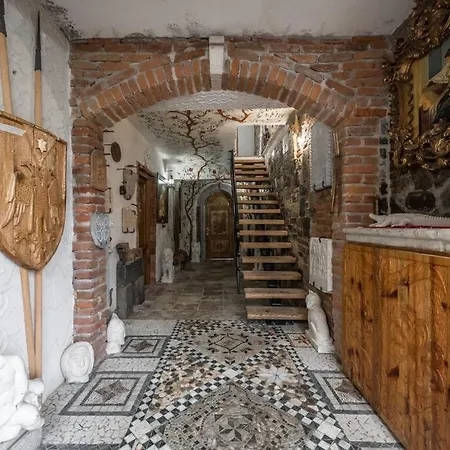 Дом отдыха Kanuni Authentic Albanian House By Pikhost Шкодер