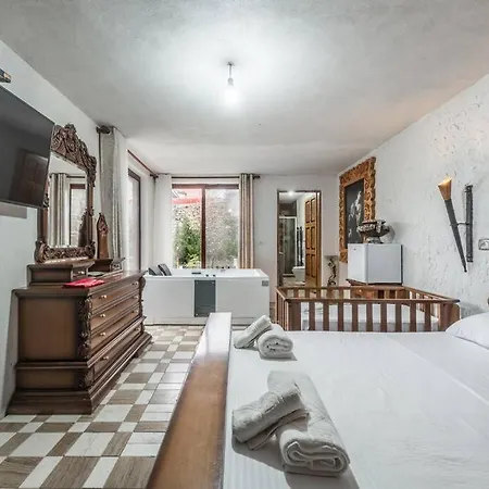 Kanuni Authentic Albanian House By Pikhost