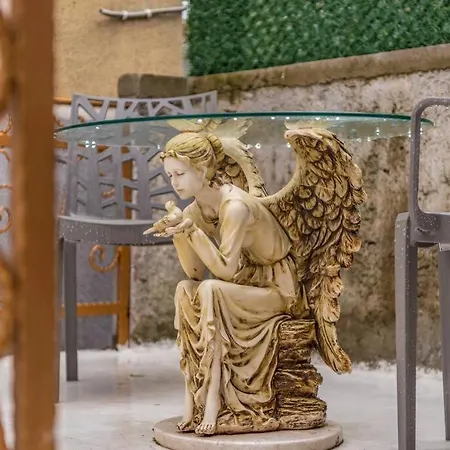 Kanuni Authentic Albanian House By Pikhost 펜션 Shkodër