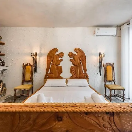 Kanuni Authentic Albanian House By Pikhost Shkodër