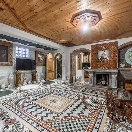 Kanuni Authentic Albanian House By Pikhost * Shkodër