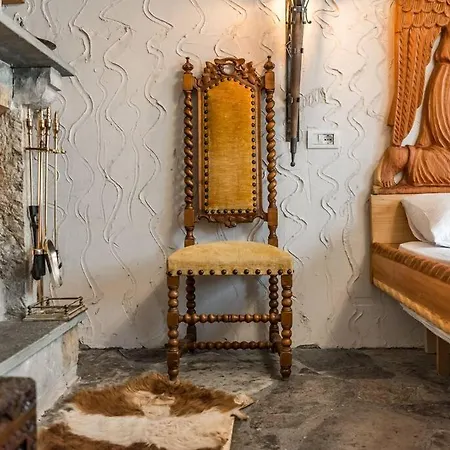 Kanuni Authentic Albanian House By Pikhost Shkodër