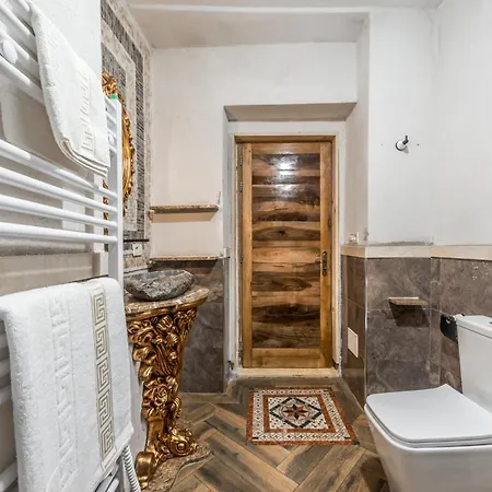 Kanuni Authentic Albanian House By Pikhost Ferienhaus *
