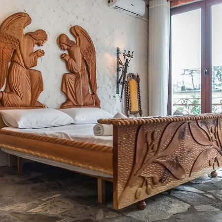 Kanuni Authentic Albanian House By Pikhost Tatil Evi *